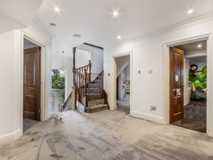 Photo 24- click for photo gallery